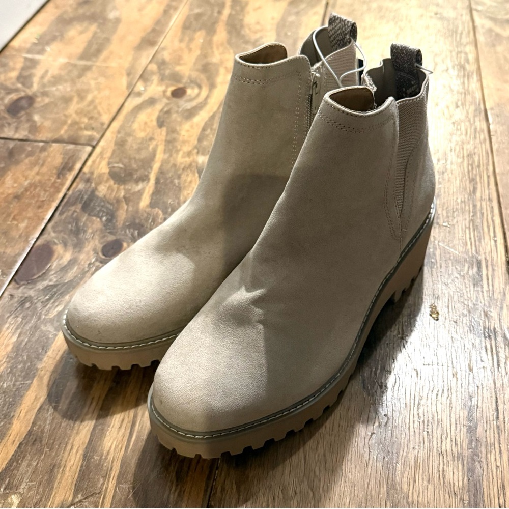 Women’s Universal Thread Booties